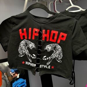 Short sleeved crop top